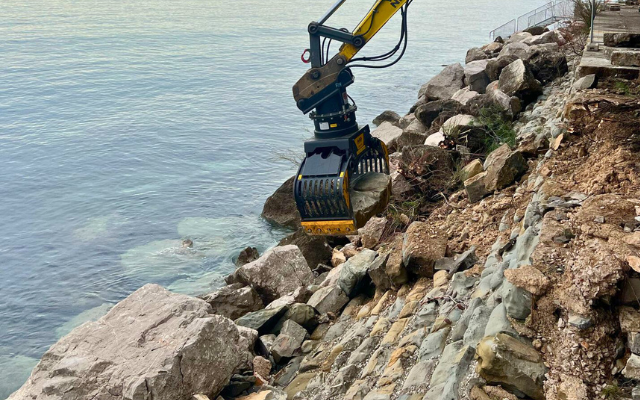 Dry stone walls and much more with MB-G sorting grapples.